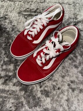 Red vans  unisex men’s size 4.5/womens 6